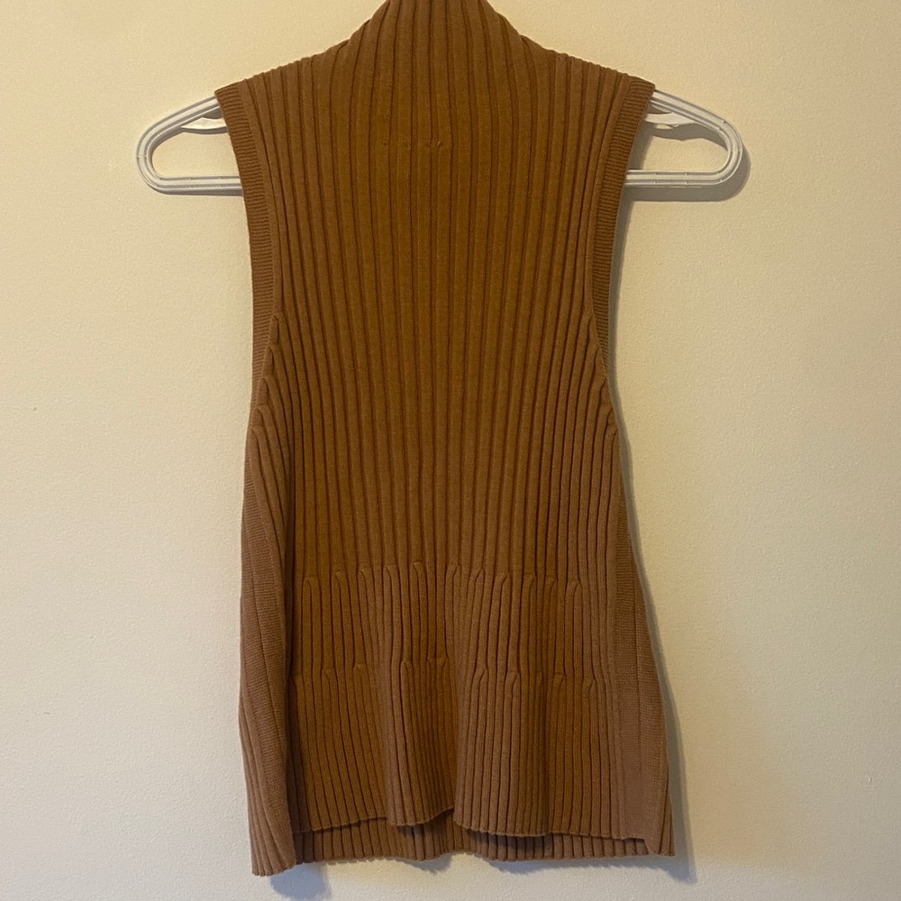 Moth Warm Tan Ribbed Knit Fabric - Picture 3 of 4
